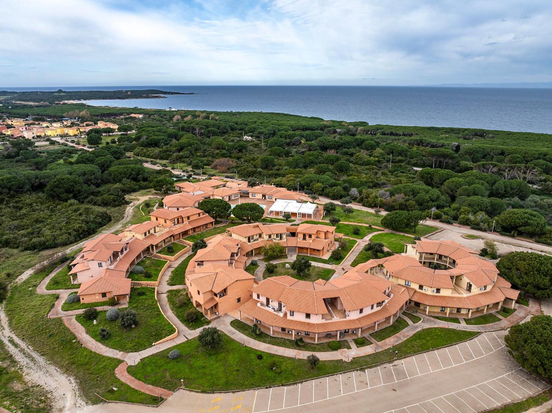Residence Pierre & Vacances Vignola Mare ภายนอก รูปภาพ